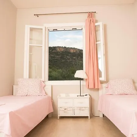 Casa Oliva Hideaway 200m From Delphinia Сasa de vacaciones *