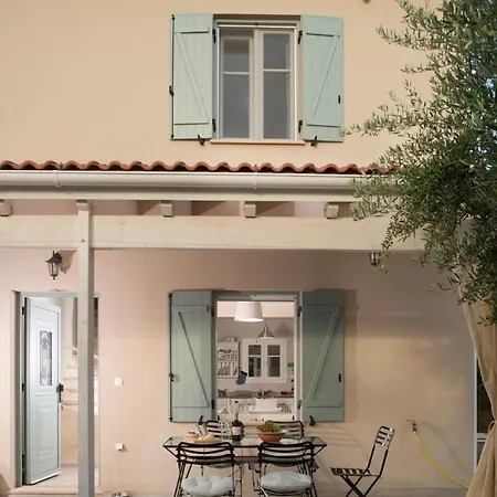 Casa Oliva Hideaway 200m From Delphinia Stoúpa